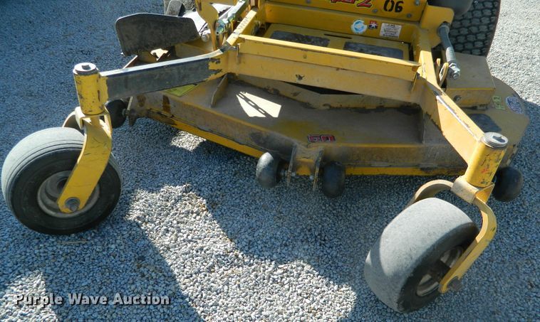 image for item DE4360 Hustler Super Z ZTR lawn mower