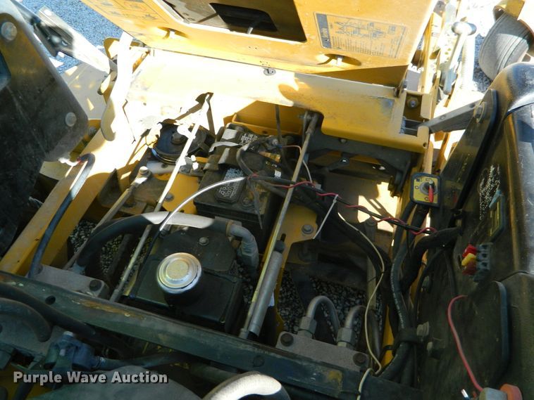 image for item DE4360 Hustler Super Z ZTR lawn mower