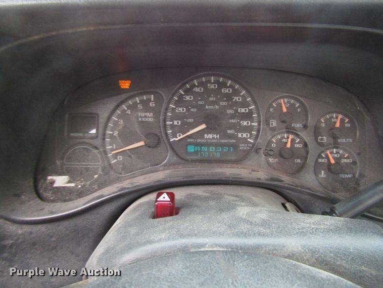 image for item DG6588 2001 GMC Sierra 1500 pickup truck