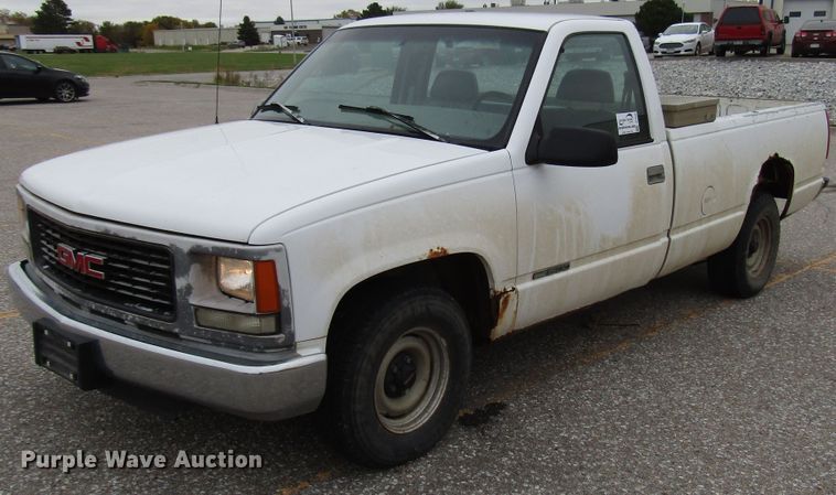 image for item DG6589 1997 GMC Sierra 1500 pickup truck