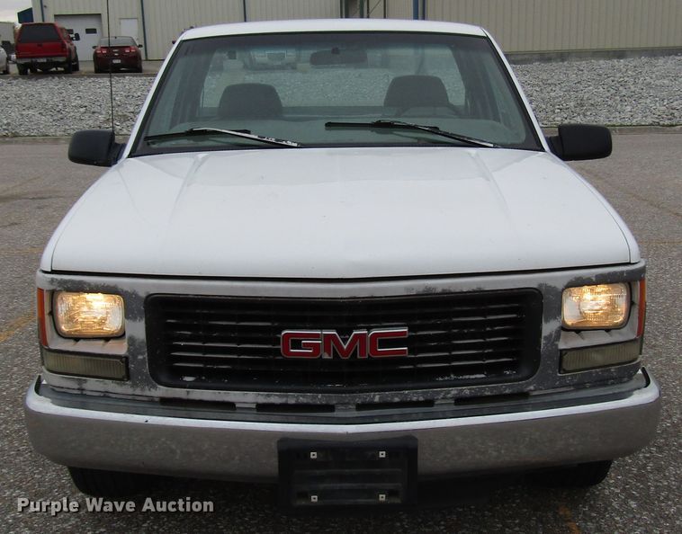 image for item DG6589 1997 GMC Sierra 1500 pickup truck