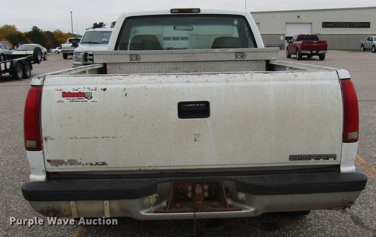image for item DG6589 1997 GMC Sierra 1500 pickup truck