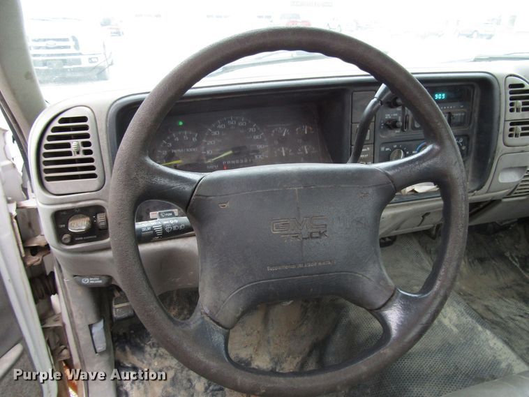 image for item DG6589 1997 GMC Sierra 1500 pickup truck