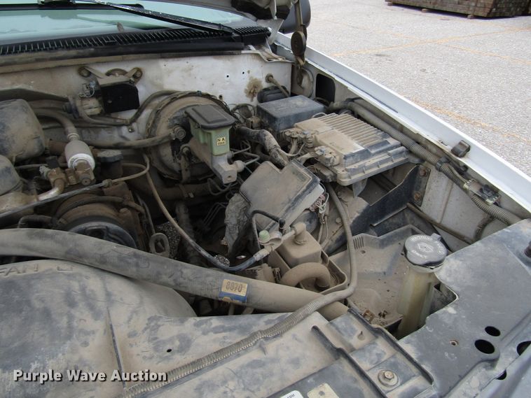 image for item DG6589 1997 GMC Sierra 1500 pickup truck