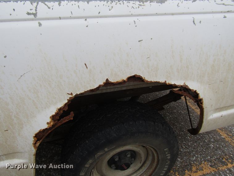 image for item DG6589 1997 GMC Sierra 1500 pickup truck