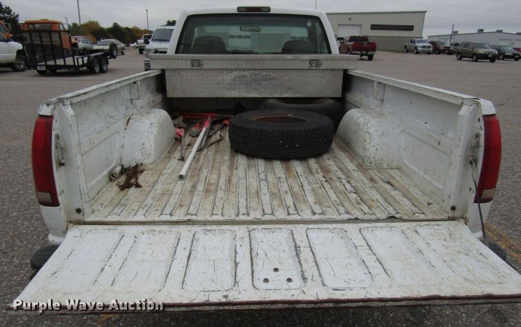 image for item DG6589 1997 GMC Sierra 1500 pickup truck