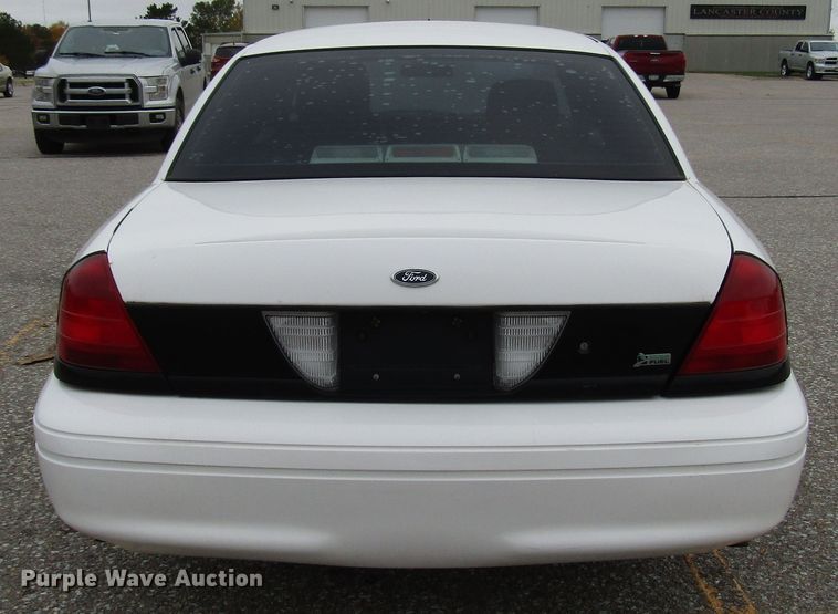 image for item DG6590 2011 Ford Crown Victoria Police Interceptor