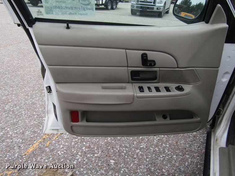 image for item DG6590 2011 Ford Crown Victoria Police Interceptor