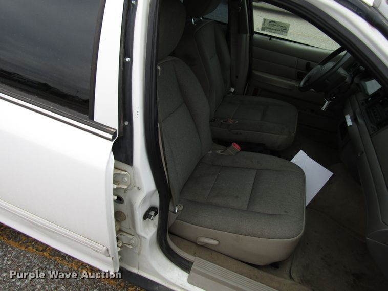 image for item DG6590 2011 Ford Crown Victoria Police Interceptor