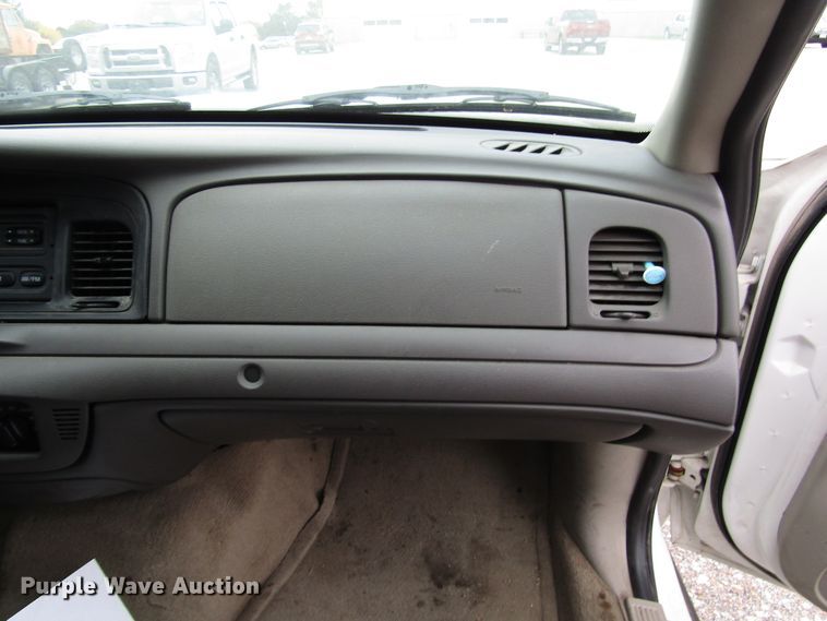 image for item DG6590 2011 Ford Crown Victoria Police Interceptor