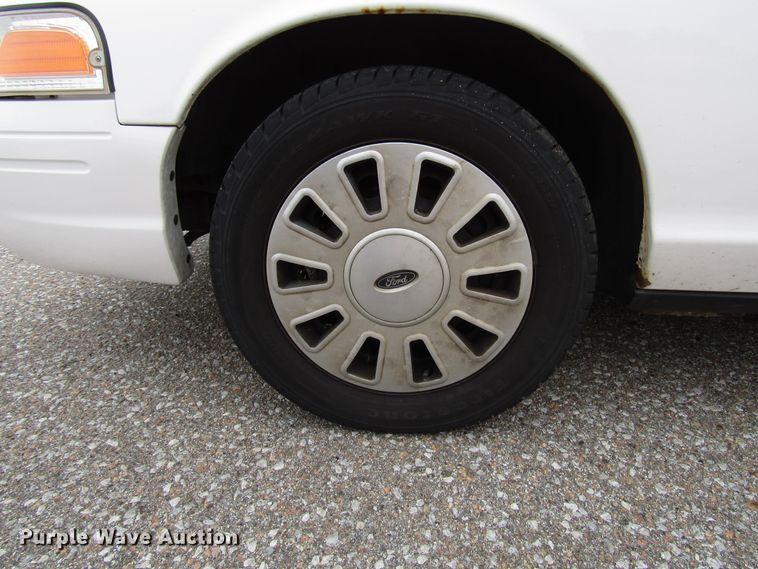 image for item DG6590 2011 Ford Crown Victoria Police Interceptor