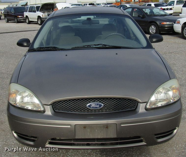 image for item DG6592 2007 Ford Taurus