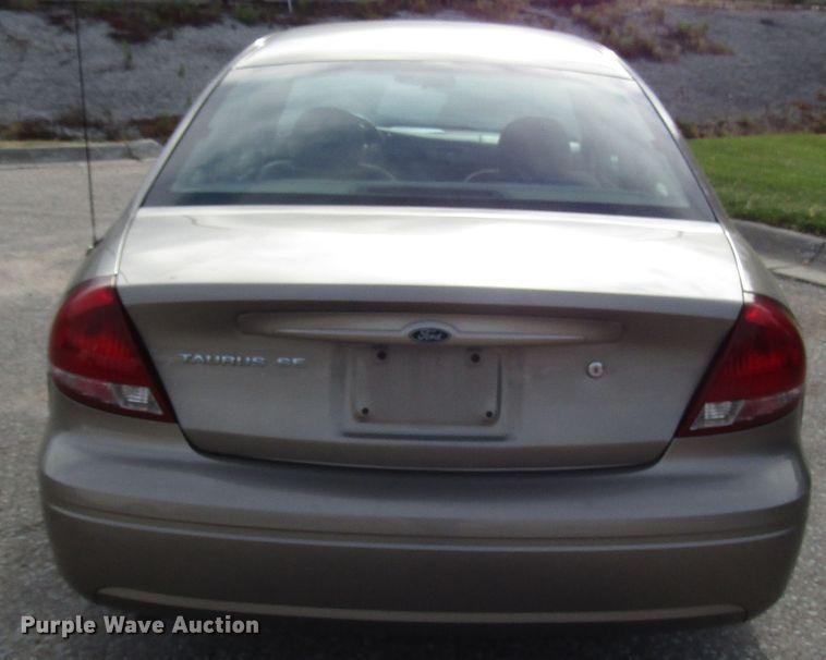 image for item DG6592 2007 Ford Taurus