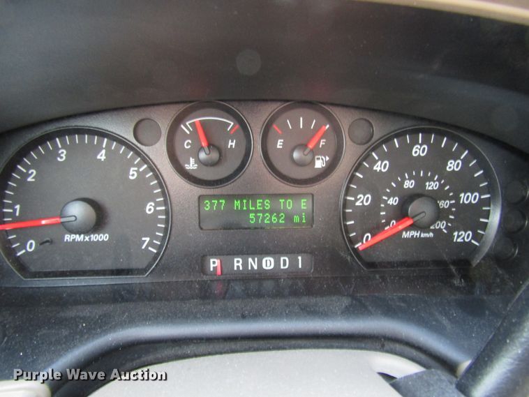 image for item DG6592 2007 Ford Taurus