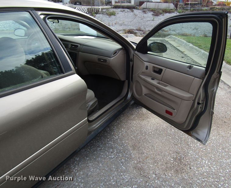 image for item DG6592 2007 Ford Taurus