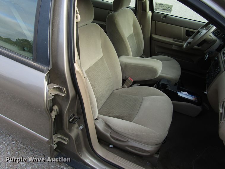 image for item DG6592 2007 Ford Taurus