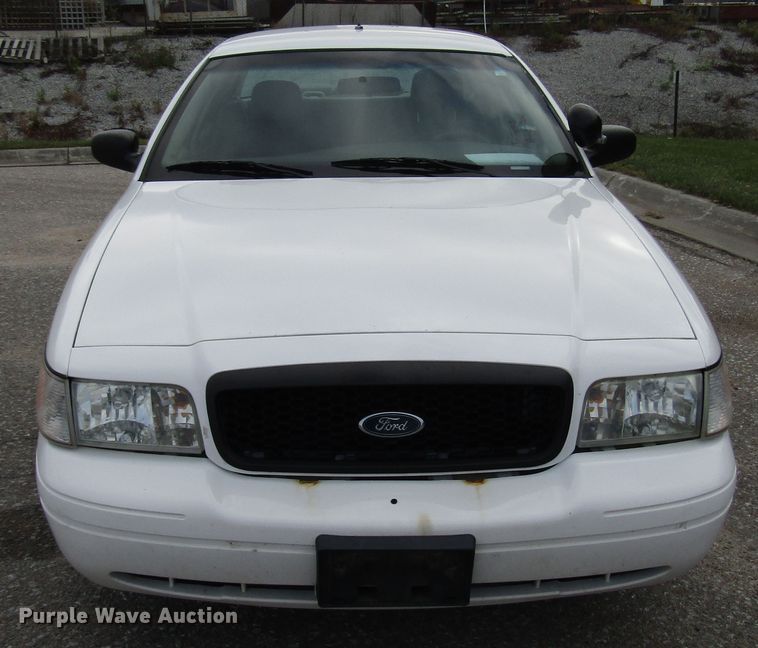 image for item DG6593 2010 Ford Crown Victoria Police Interceptor