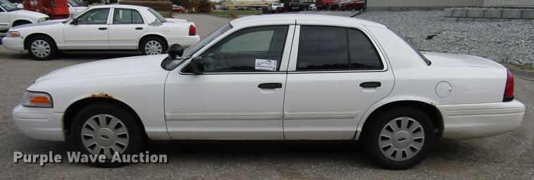 image for item DG6593 2010 Ford Crown Victoria Police Interceptor