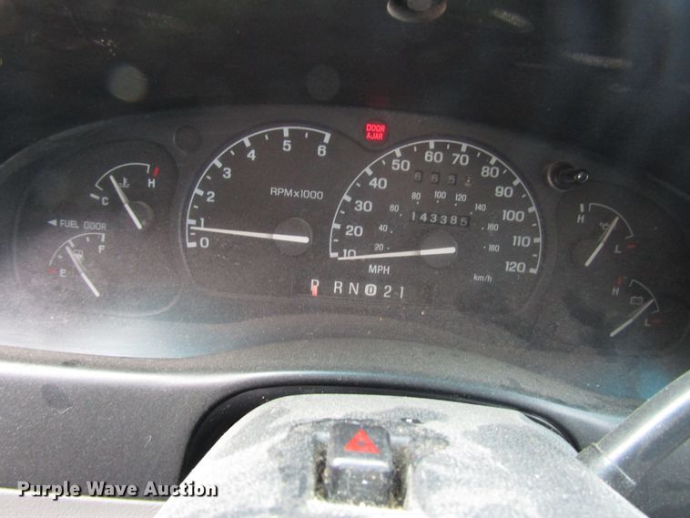 image for item DG6594 1998 Ford Explorer XLT SUV