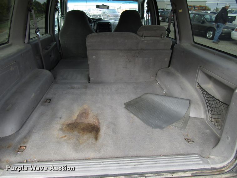 image for item DG6594 1998 Ford Explorer XLT SUV