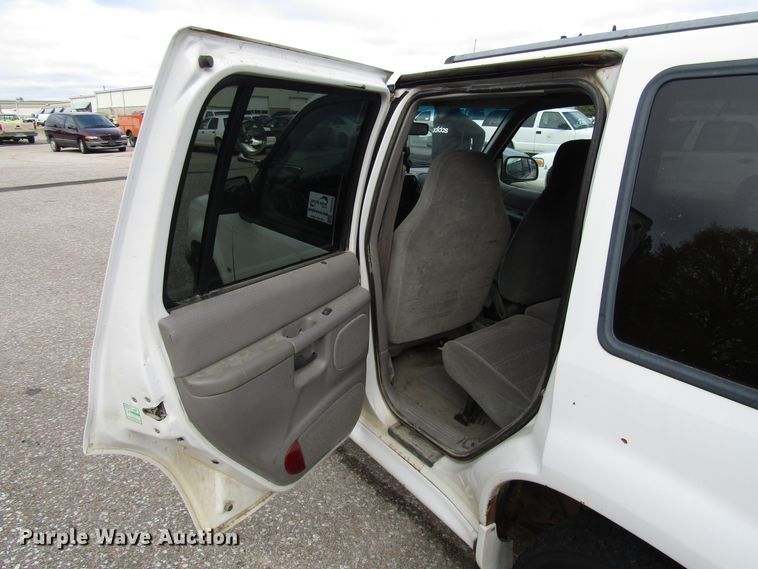 image for item DG6594 1998 Ford Explorer XLT SUV