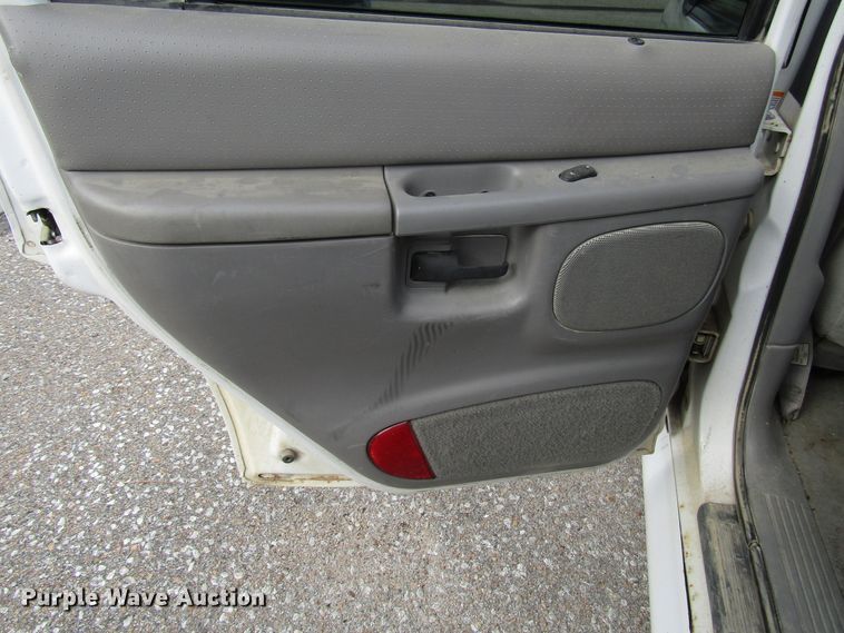 image for item DG6594 1998 Ford Explorer XLT SUV