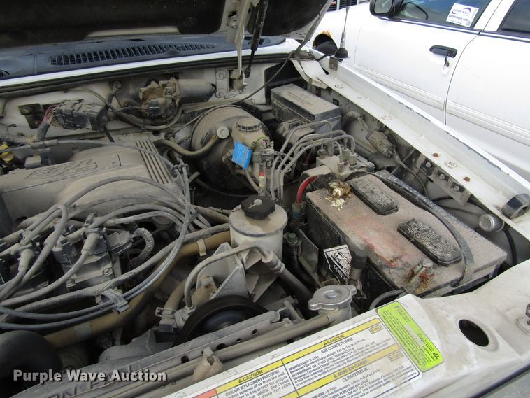 image for item DG6594 1998 Ford Explorer XLT SUV