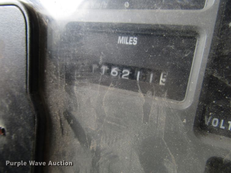 image for item DG6595 1992 International 4600 flatbed truck