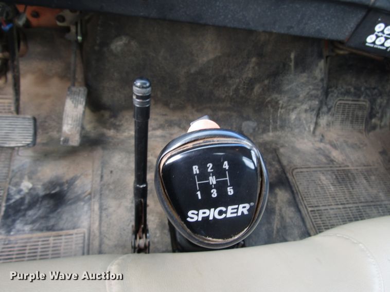 image for item DG6595 1992 International 4600 flatbed truck