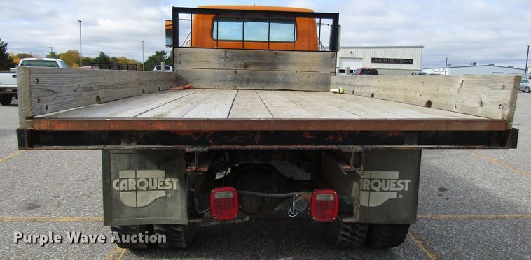 image for item DG6595 1992 International 4600 flatbed truck