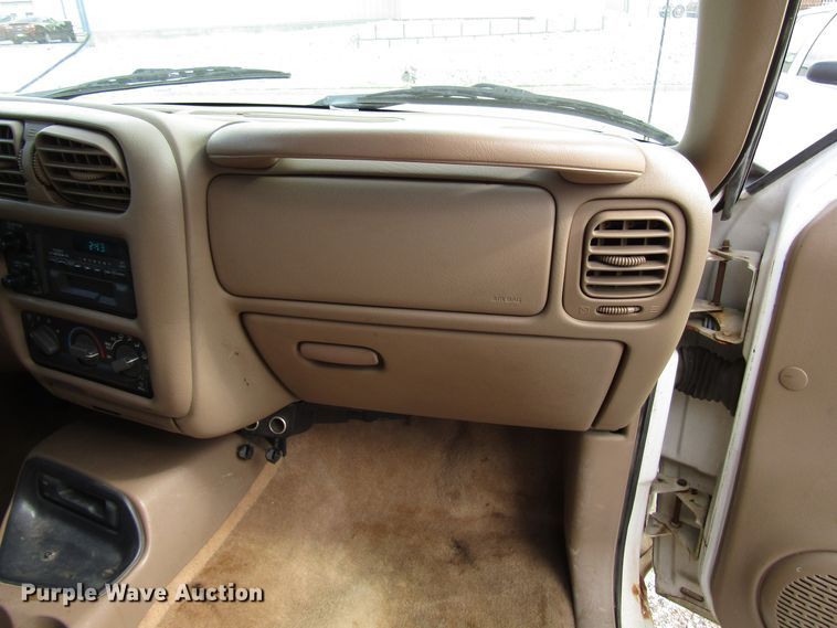 image for item DG6597 2001 Chevrolet Blazer SUV