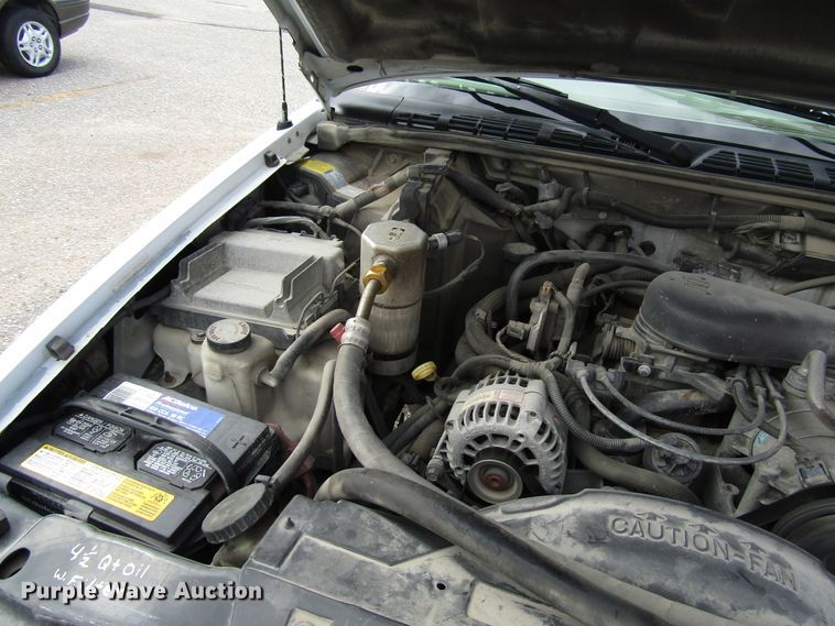 image for item DG6597 2001 Chevrolet Blazer SUV