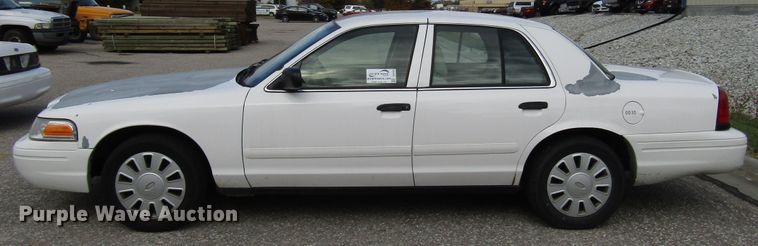 image for item DG6598 2007 Ford Crown Victoria Police Interceptor