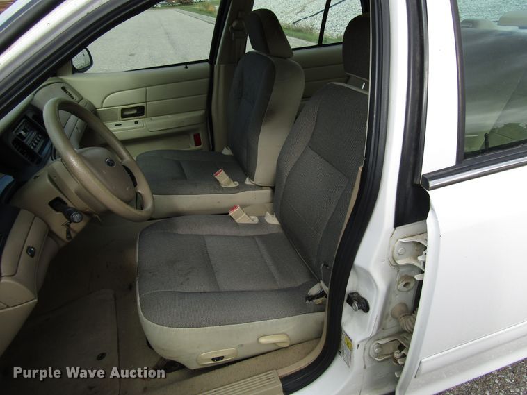 image for item DG6598 2007 Ford Crown Victoria Police Interceptor