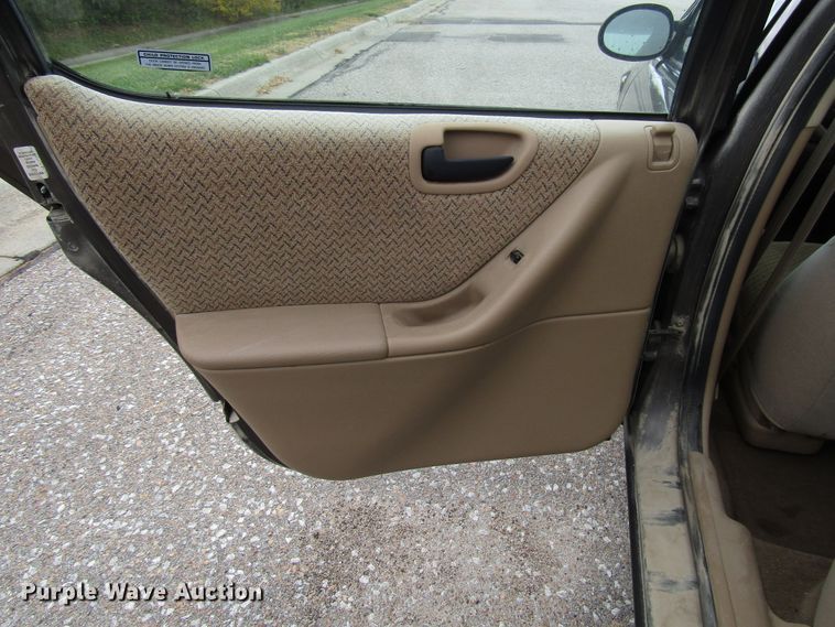 image for item DG6599 2000 Dodge Stratus