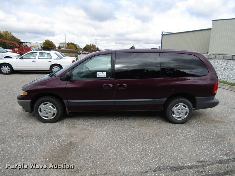 image for item DG6600 1999 Dodge Grand Caravan van