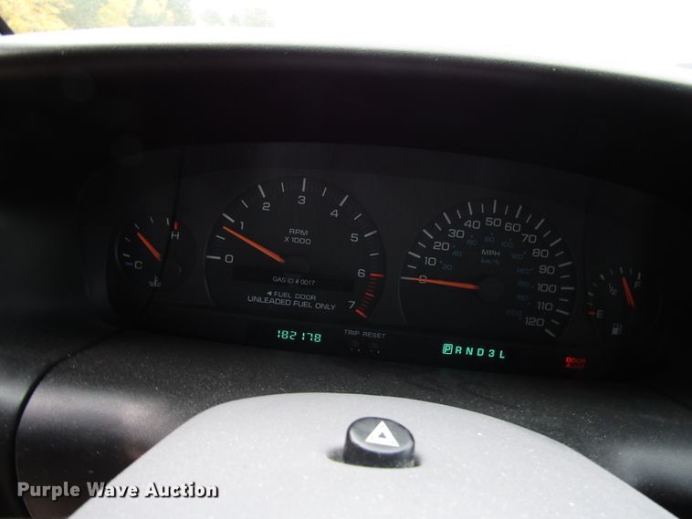 image for item DG6600 1999 Dodge Grand Caravan van