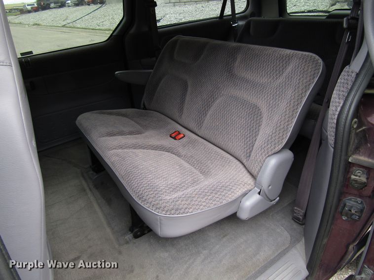 image for item DG6600 1999 Dodge Grand Caravan van