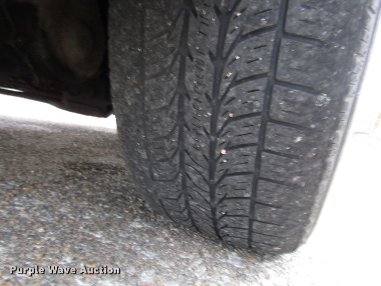 image for item DG6600 1999 Dodge Grand Caravan van