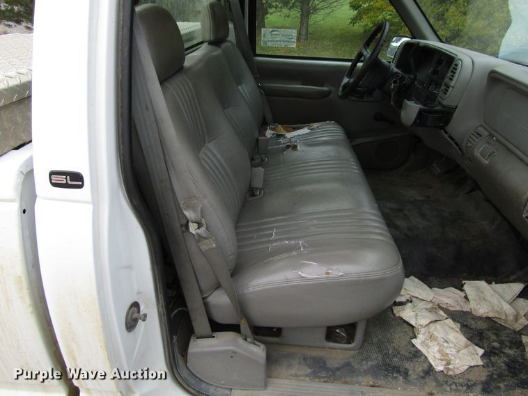 image for item DG6602 1997 GMC Sierra 1500 pickup truck