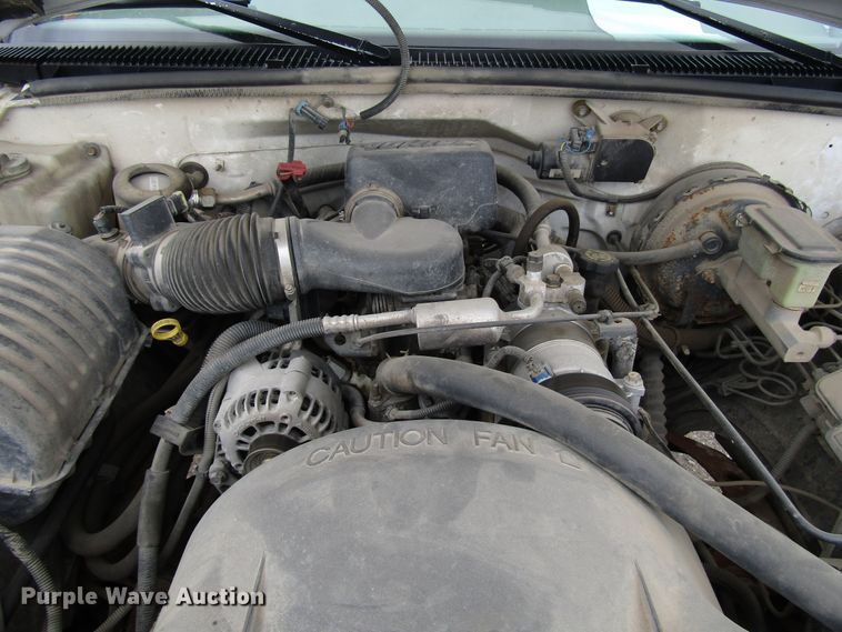 image for item DG6602 1997 GMC Sierra 1500 pickup truck