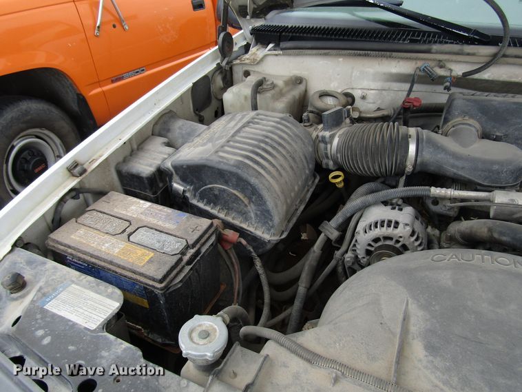 image for item DG6602 1997 GMC Sierra 1500 pickup truck