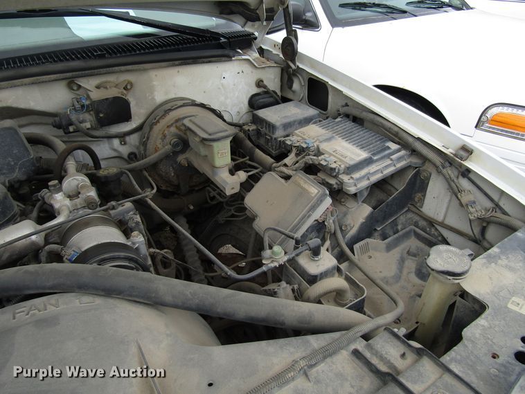 image for item DG6602 1997 GMC Sierra 1500 pickup truck