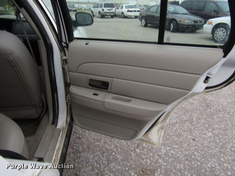 image for item DG6603 2008 Ford Crown Victoria Police Interceptor