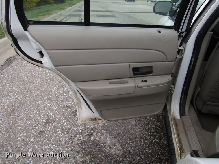 image for item DG6603 2008 Ford Crown Victoria Police Interceptor