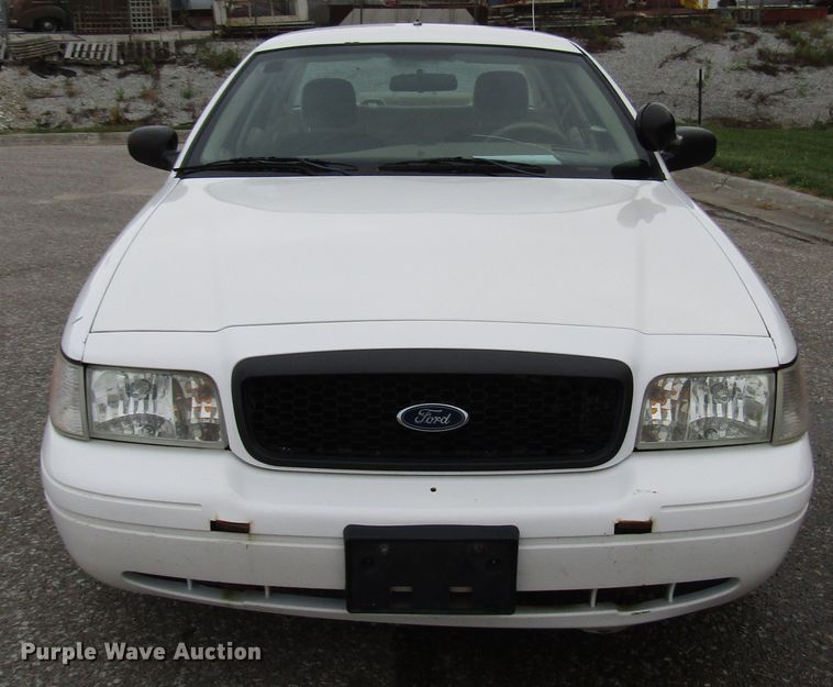 image for item DG6604 2006 Ford Crown Victoria Police Interceptor