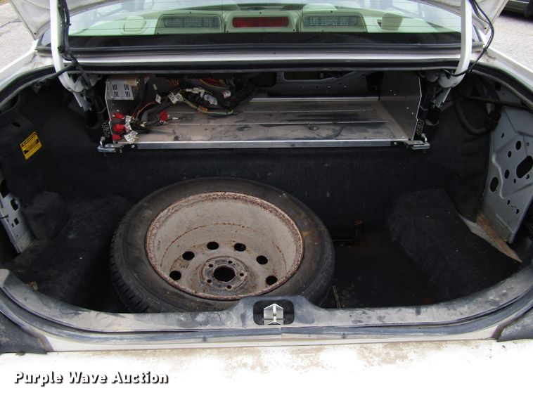 image for item DG6604 2006 Ford Crown Victoria Police Interceptor