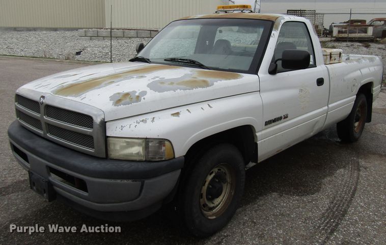 image for item DG6605 1996 Dodge Ram 1500 pickup truck