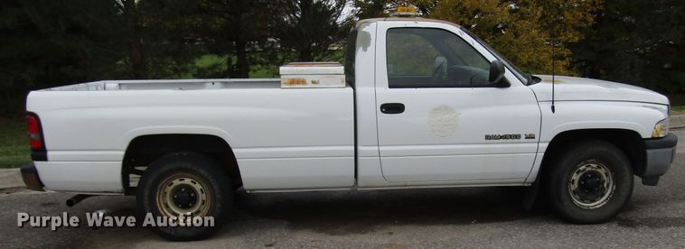 image for item DG6605 1996 Dodge Ram 1500 pickup truck