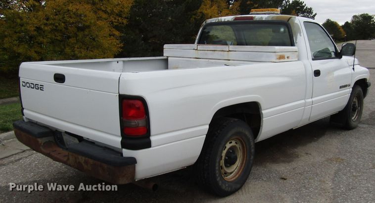 image for item DG6605 1996 Dodge Ram 1500 pickup truck